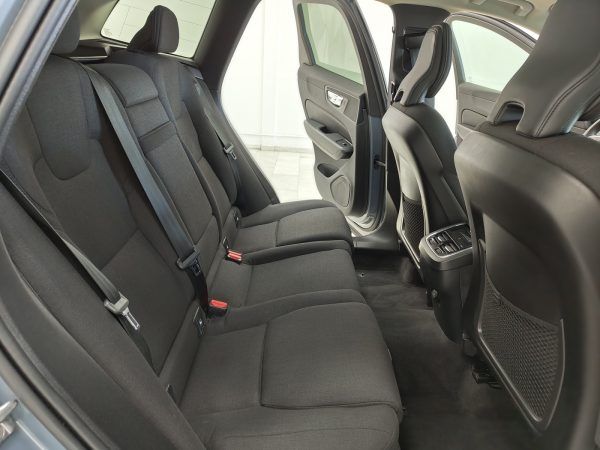 VOLVO XC60 - Imagen 15
