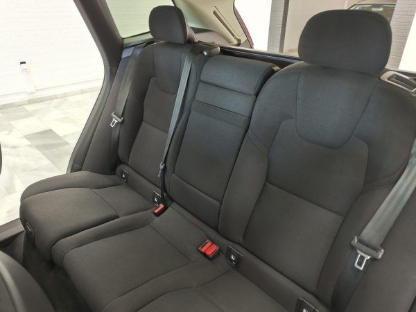 VOLVO XC60 - Imagen 16