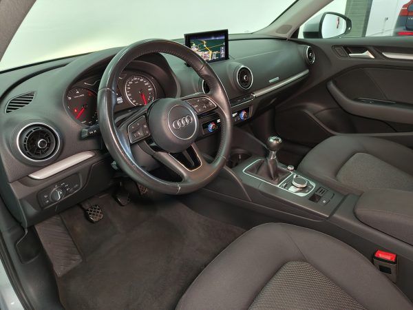 Audi A3 1.6 TDI Sportback - Imagen 9