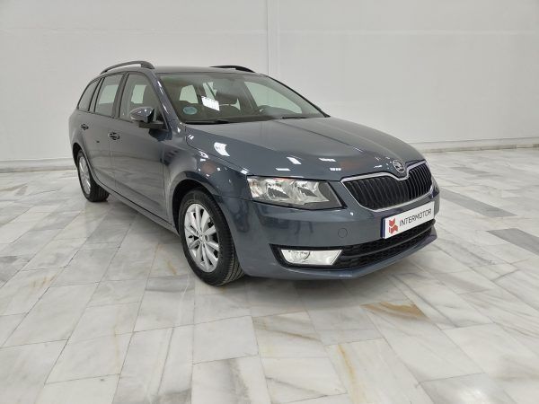 Skoda Octavia Combi 1.6 TDI Ambition - Imagen 8