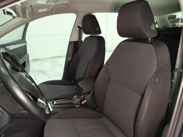 Skoda Octavia Combi 1.6 TDI Ambition - Imagen 11