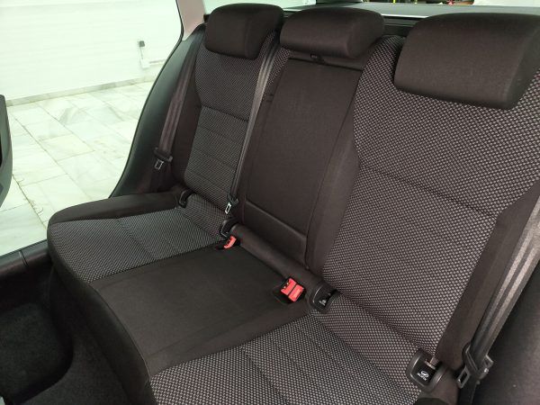 Skoda Octavia Combi 1.6 TDI Ambition - Imagen 17
