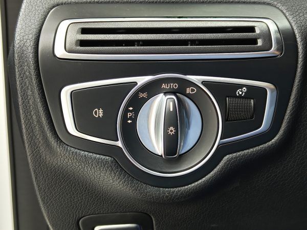 Mercedes C 220d Avantgarde - Imagen 26