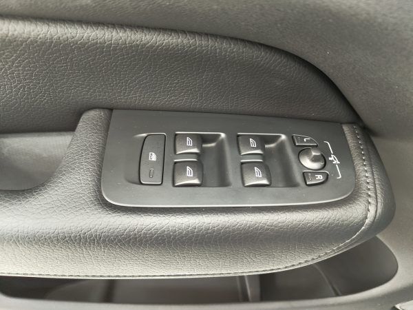 Volvo XC60 D4 Inscription Geartronic - Imagen 25