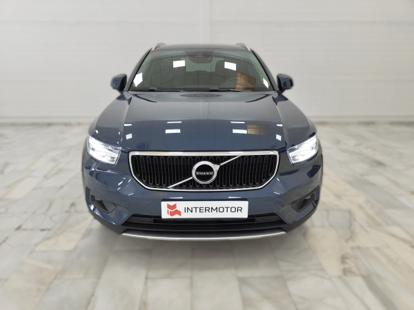 Volvo XC40 T2 Momentum Pro - Imagen 8