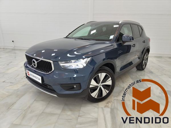 Volvo XC40 T2 Momentum Pro