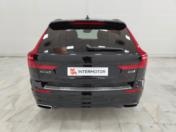 Volvo XC60 D4 R-Design Geartronic - Imagen 4