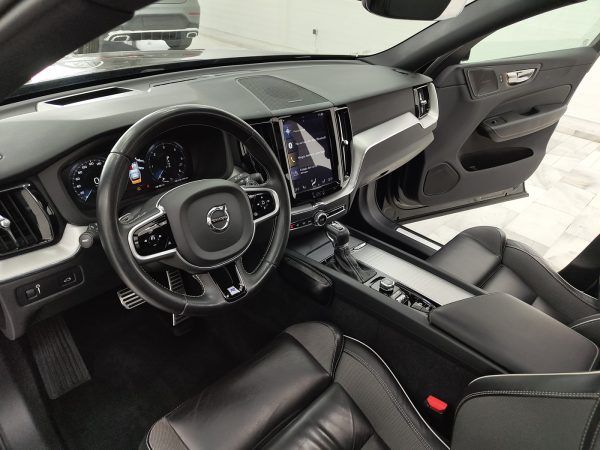 Volvo XC60 D4 R-Design Geartronic - Imagen 9