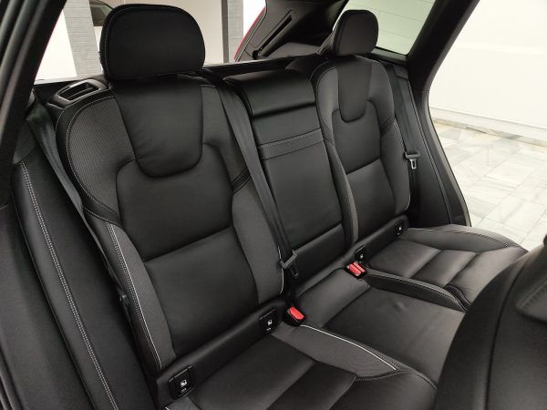 Volvo XC60 D4 R-Design Geartronic - Imagen 15