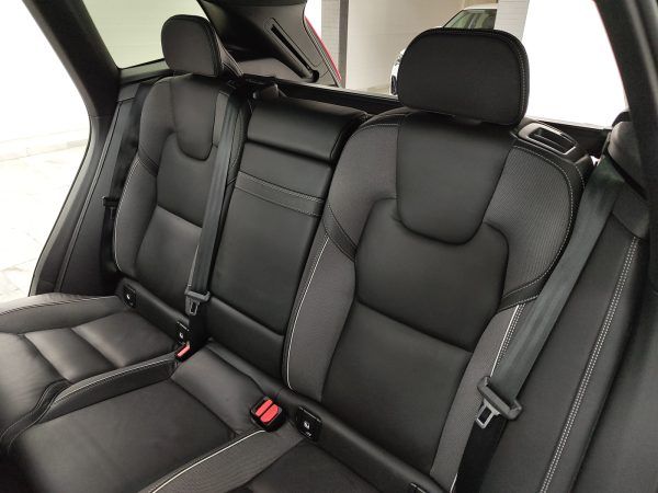 Volvo XC60 D4 R-Design Geartronic - Imagen 16
