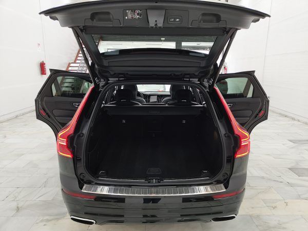 Volvo XC60 D4 R-Design Geartronic - Imagen 18