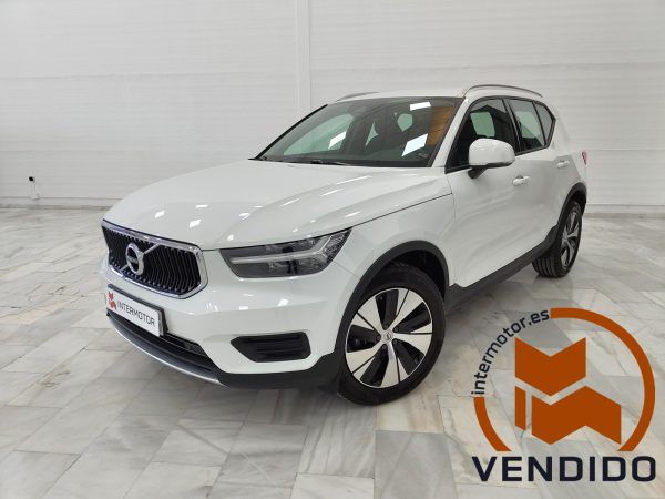 Volvo XC40 T2 Momentum Pro