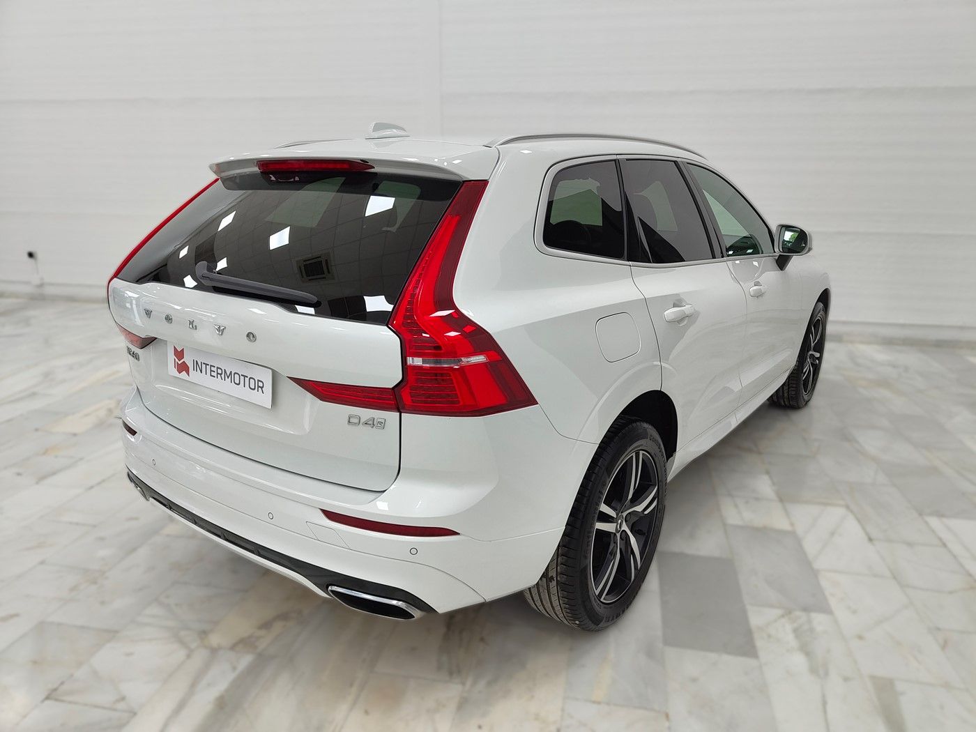 Volvo XC60 D4 R-Design Geartronic - Imagen 5