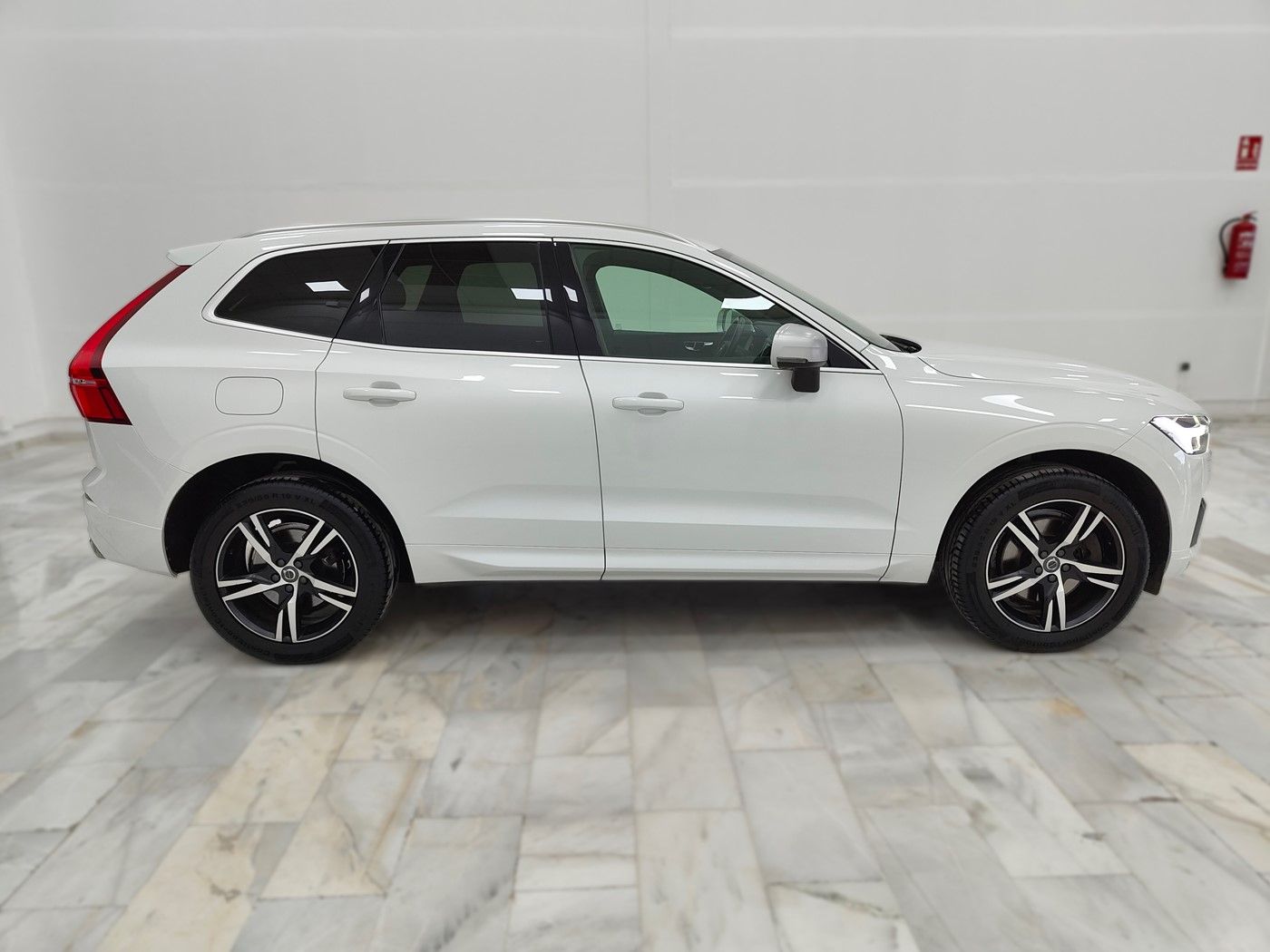 Volvo XC60 D4 R-Design Geartronic - Imagen 6