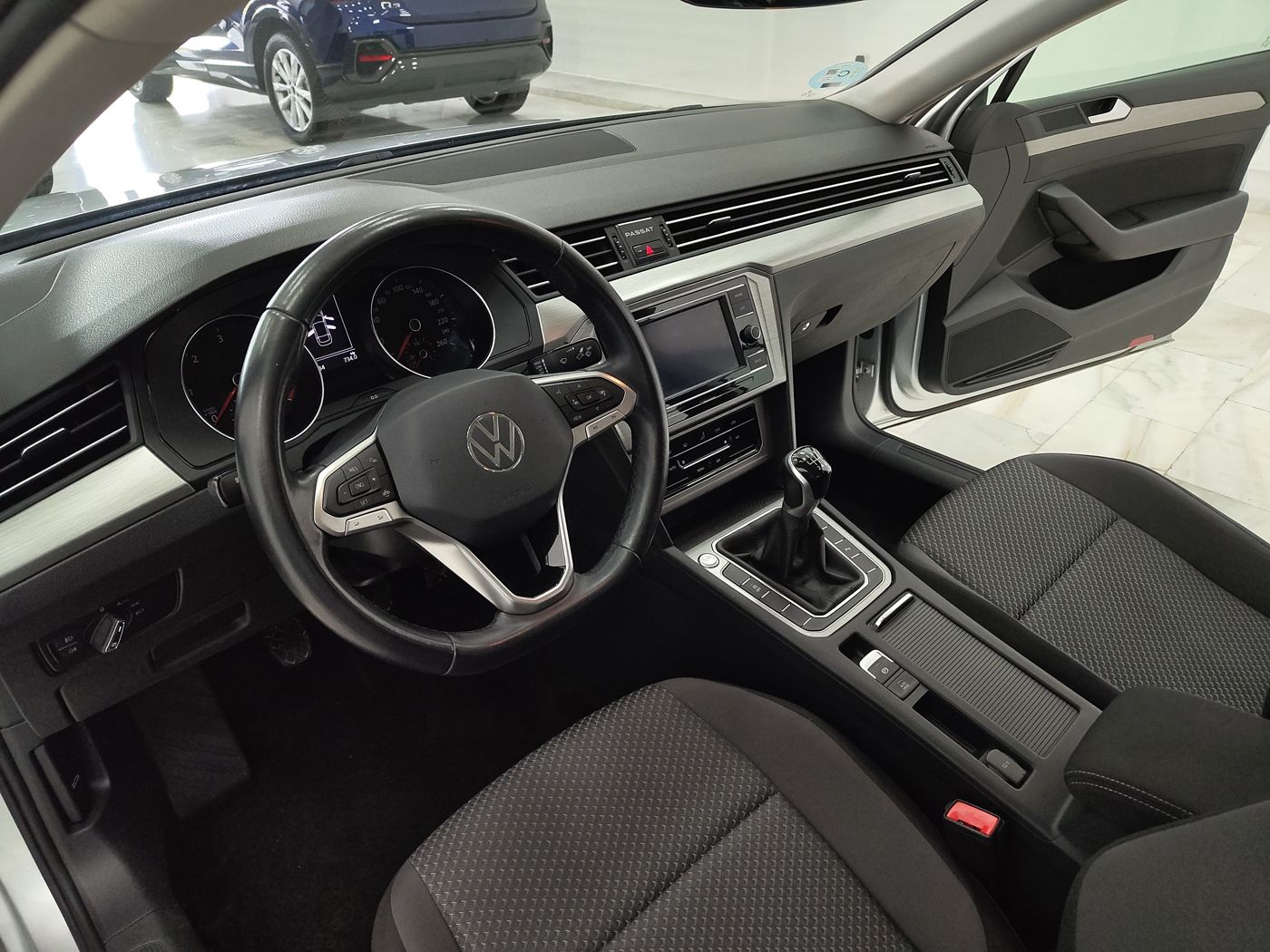 Volkswagen Passat 2.0TDI Business - Imagen 9