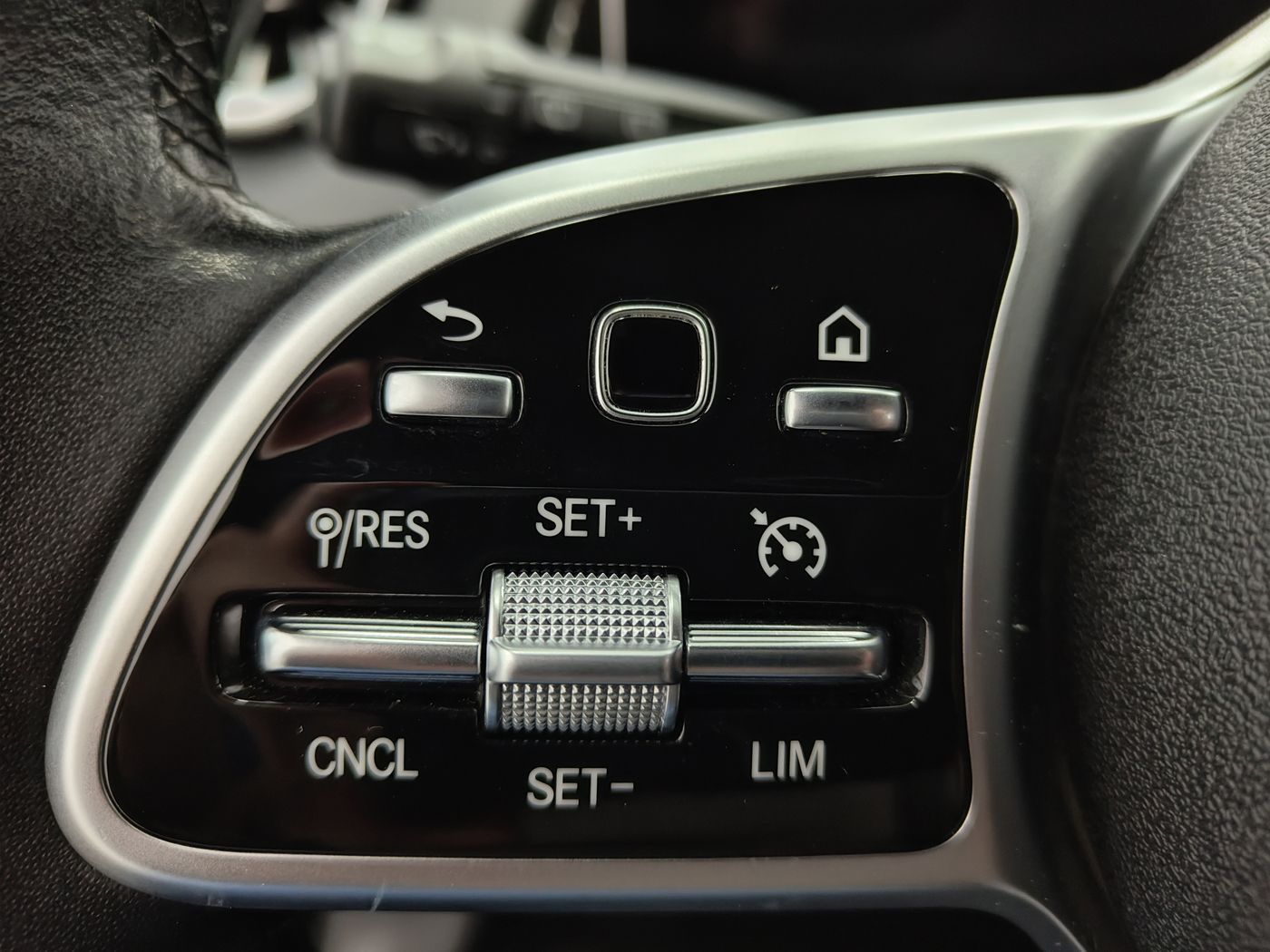 Mercedes GLB 180D Progressive - Imagen 24