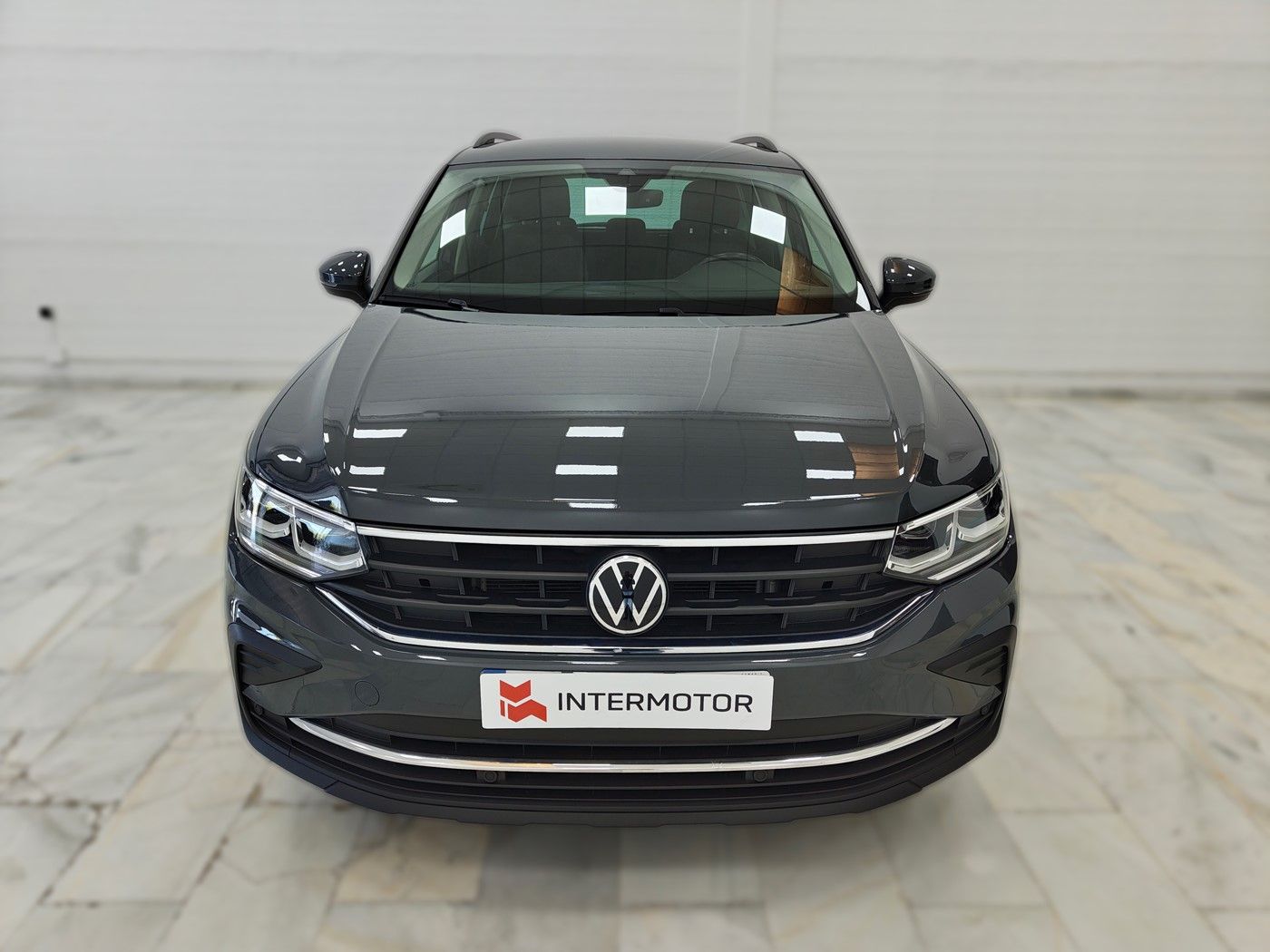 Volkswagen Tiguan 2.0 TDI Live - Imagen 8