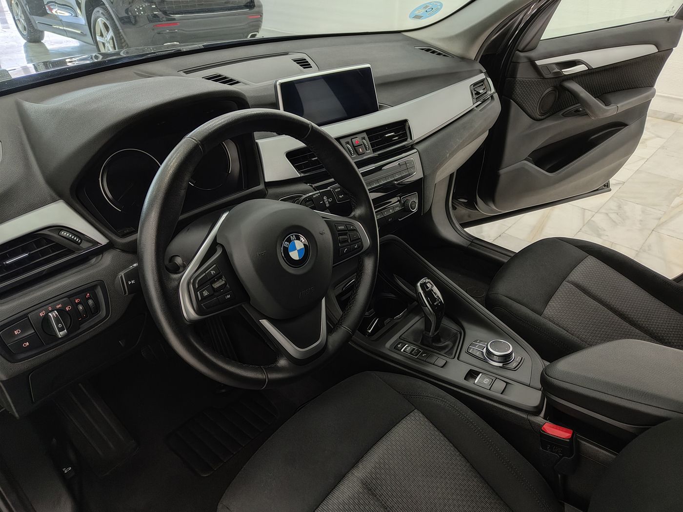 BMW X1 18d sDrive Auto - Imagen 9