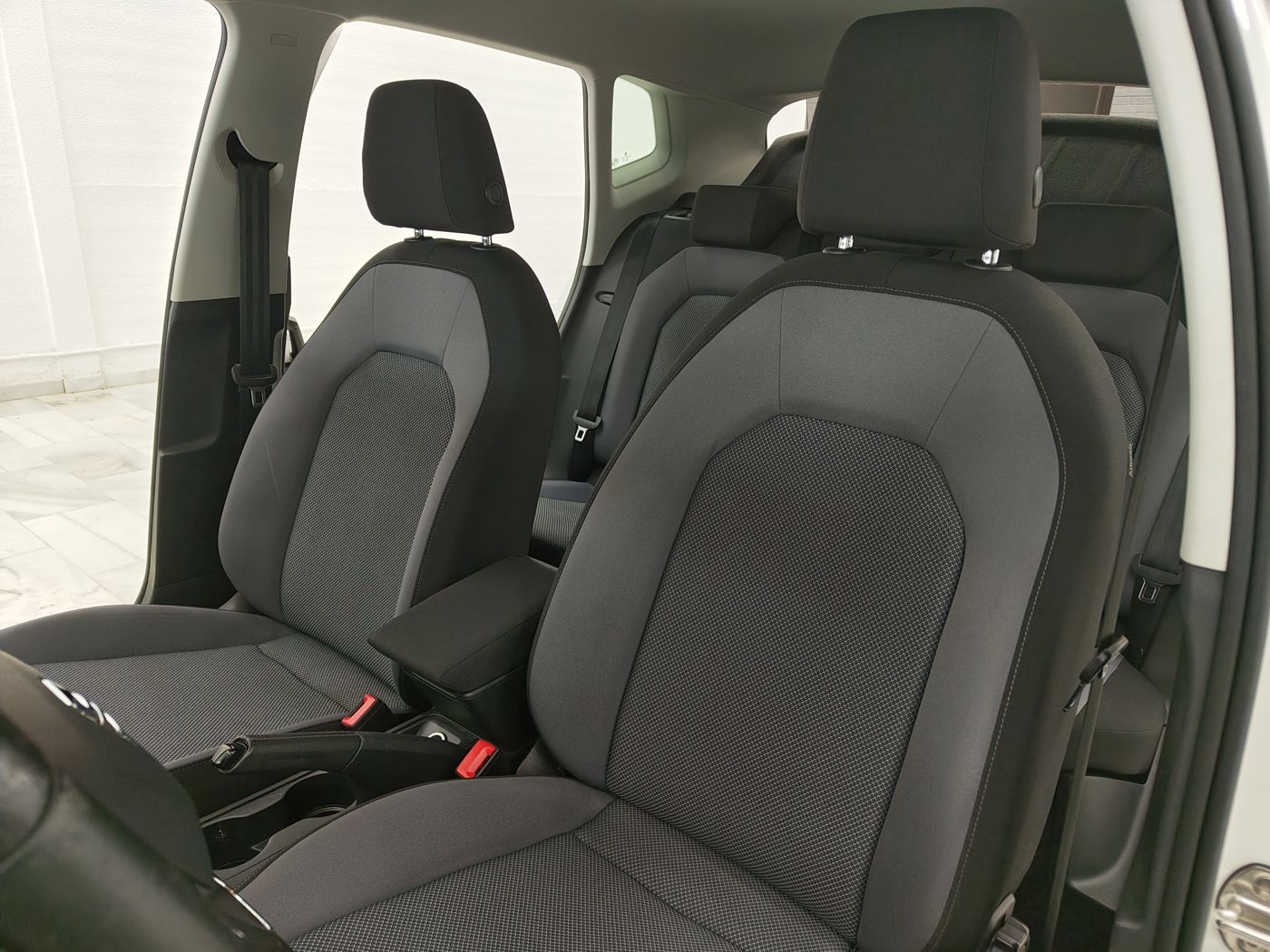 SEAT Arona 1.6 TDI Style Ecomotive - Imagen 9