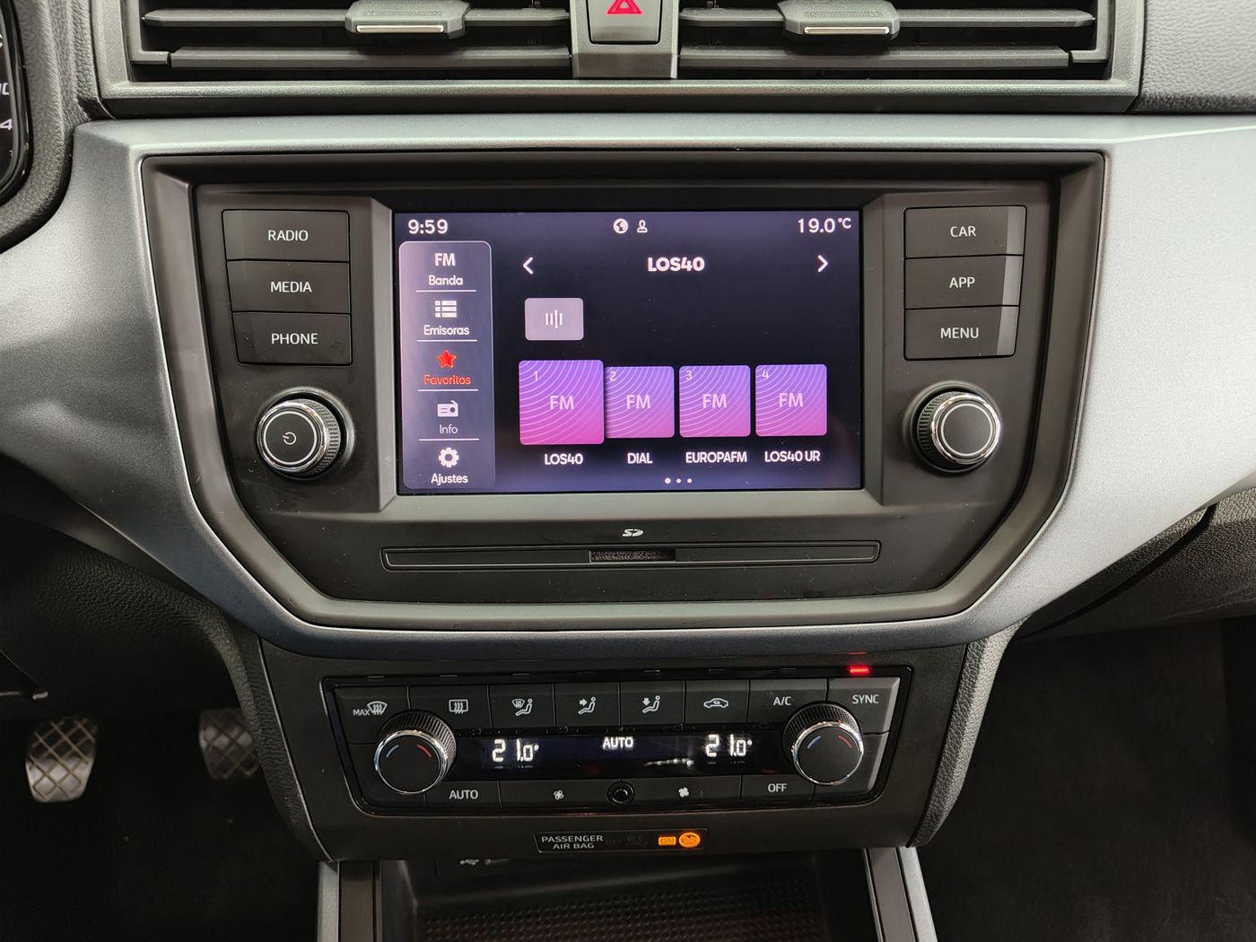 SEAT Arona 1.6 TDI Style Ecomotive - Imagen 21