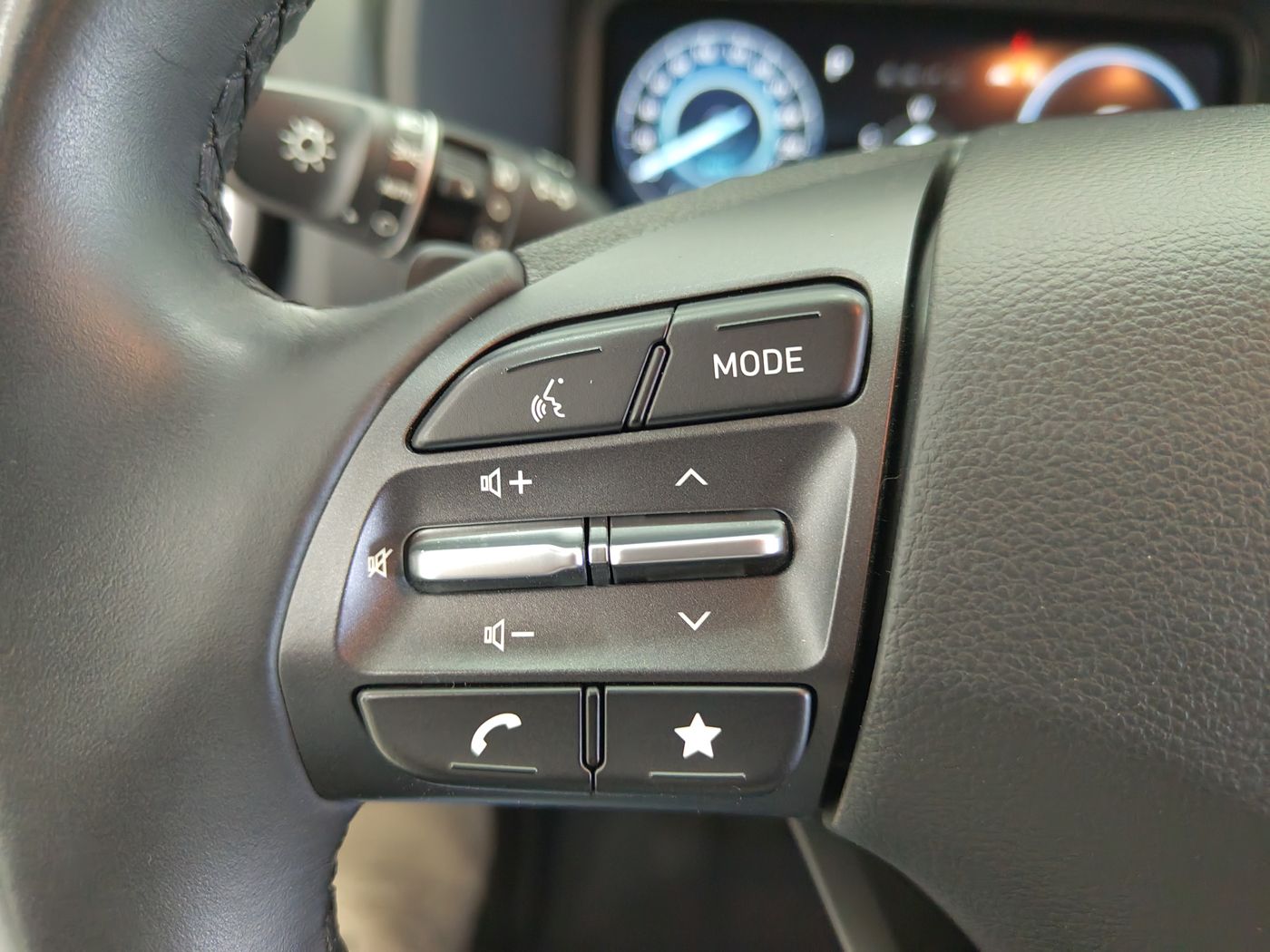Hyundai Kona 1.6 CRDI 48V Techno - Imagen 24