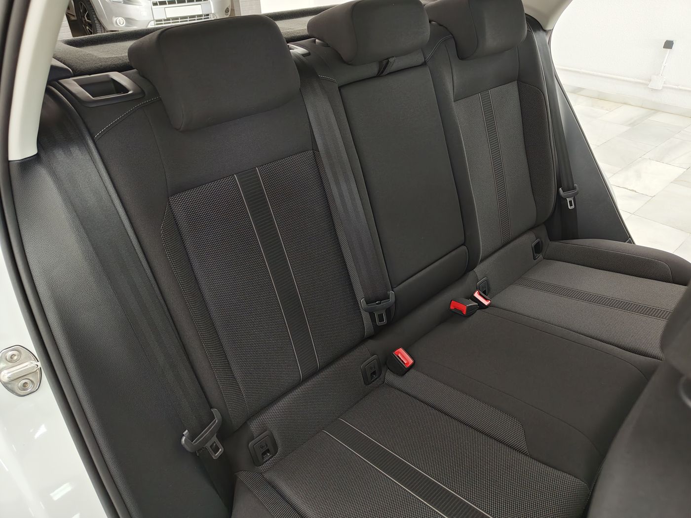 Volkwagen T-Roc 2.0TDI Life - Imagen 15